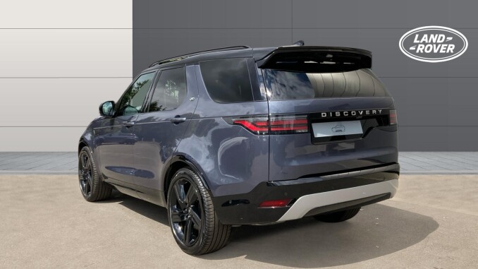 Land Rover Discovery 3.0 D350 Metropolitan Edition 5dr Auto Diesel Station Wagon - Image 2